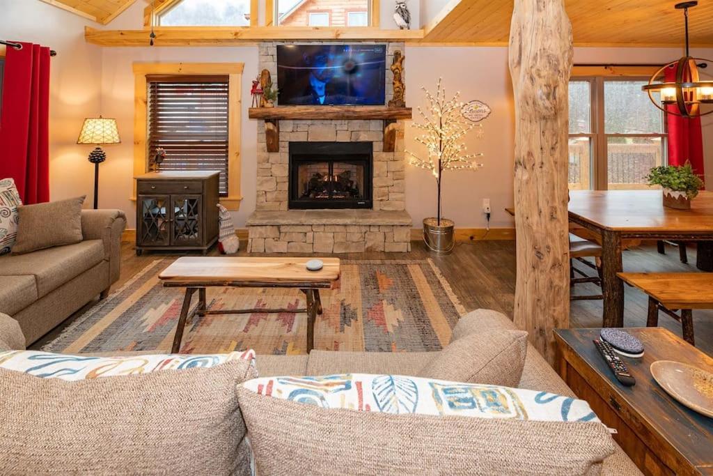 The Snow Owl Cabin Maggie Valley Buitenkant foto