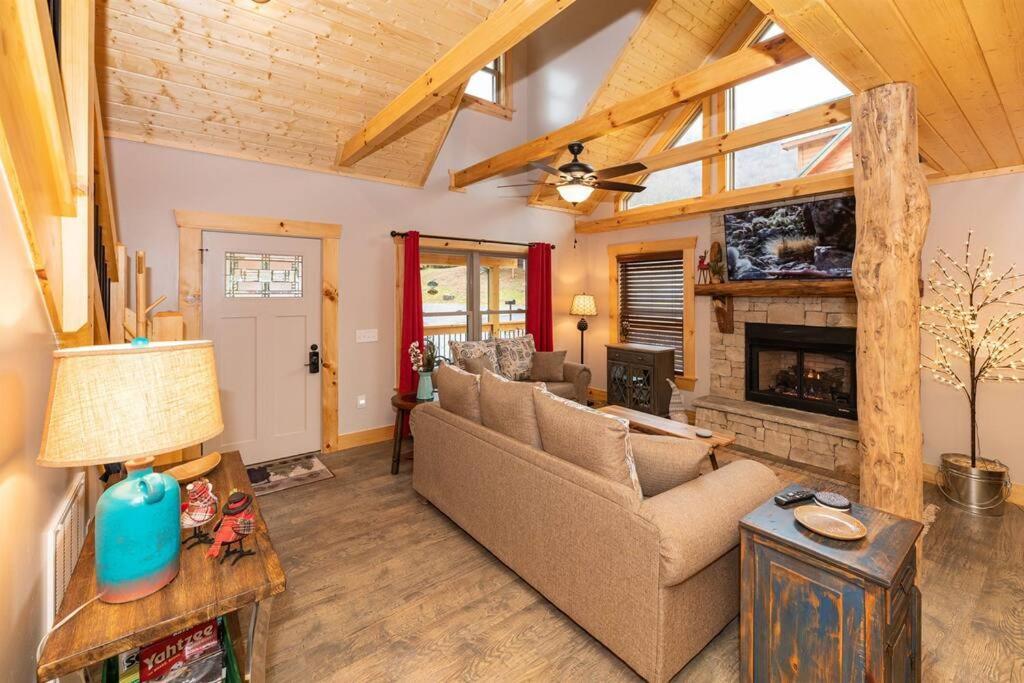 The Snow Owl Cabin Maggie Valley Buitenkant foto